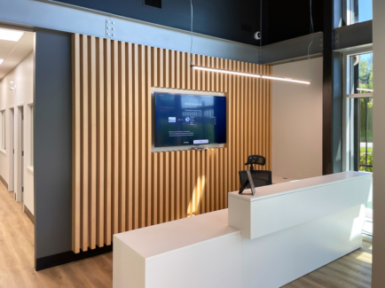 Sensyst Office Altispace Slat Wall Altispace Wood Beams Altispace Beams Slat Ceiling Wood Slat Ceiling Modern Design Beams for Reception Area